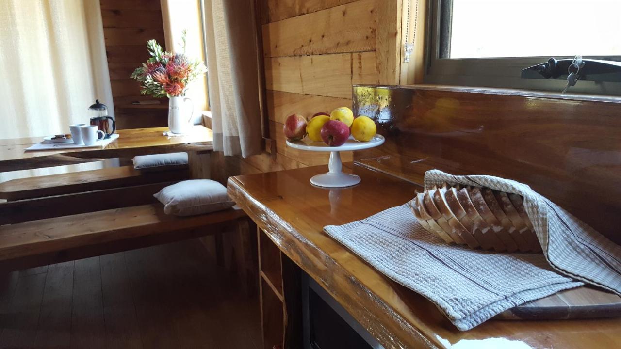 Rustic Hut Bush Retreat Bed & Breakfast Penguin Eksteriør bilde