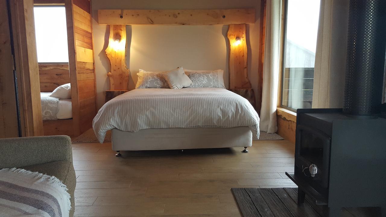 Rustic Hut Bush Retreat Bed & Breakfast Penguin Eksteriør bilde